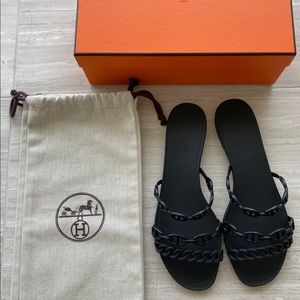 Hermes Chaine d’Ancre Black Rubber Sandals Size 40